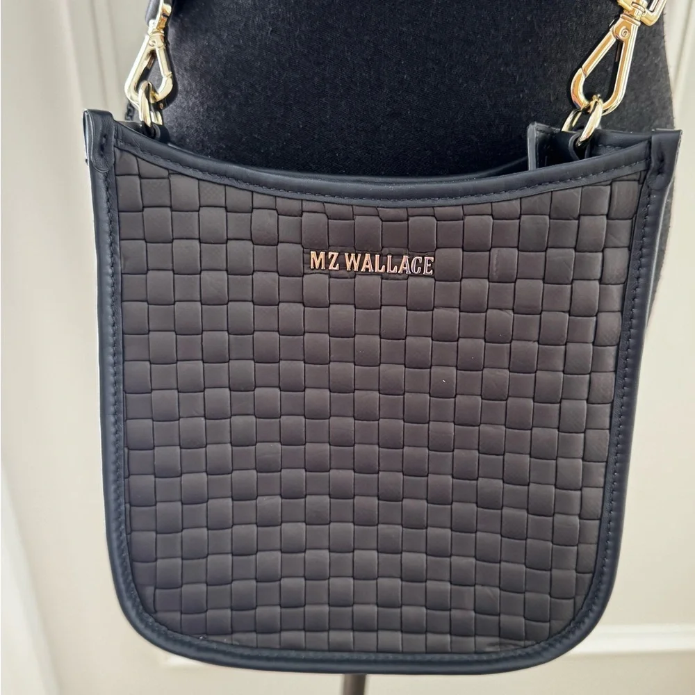 MZ WALLACE NEW MAGNET WOVEN BOX CROSSBODY BAG - Picture 4 of 15